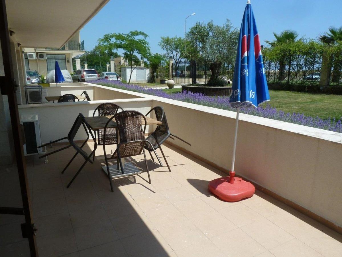 Golden Dunes Primorsko Apartments Extérieur photo