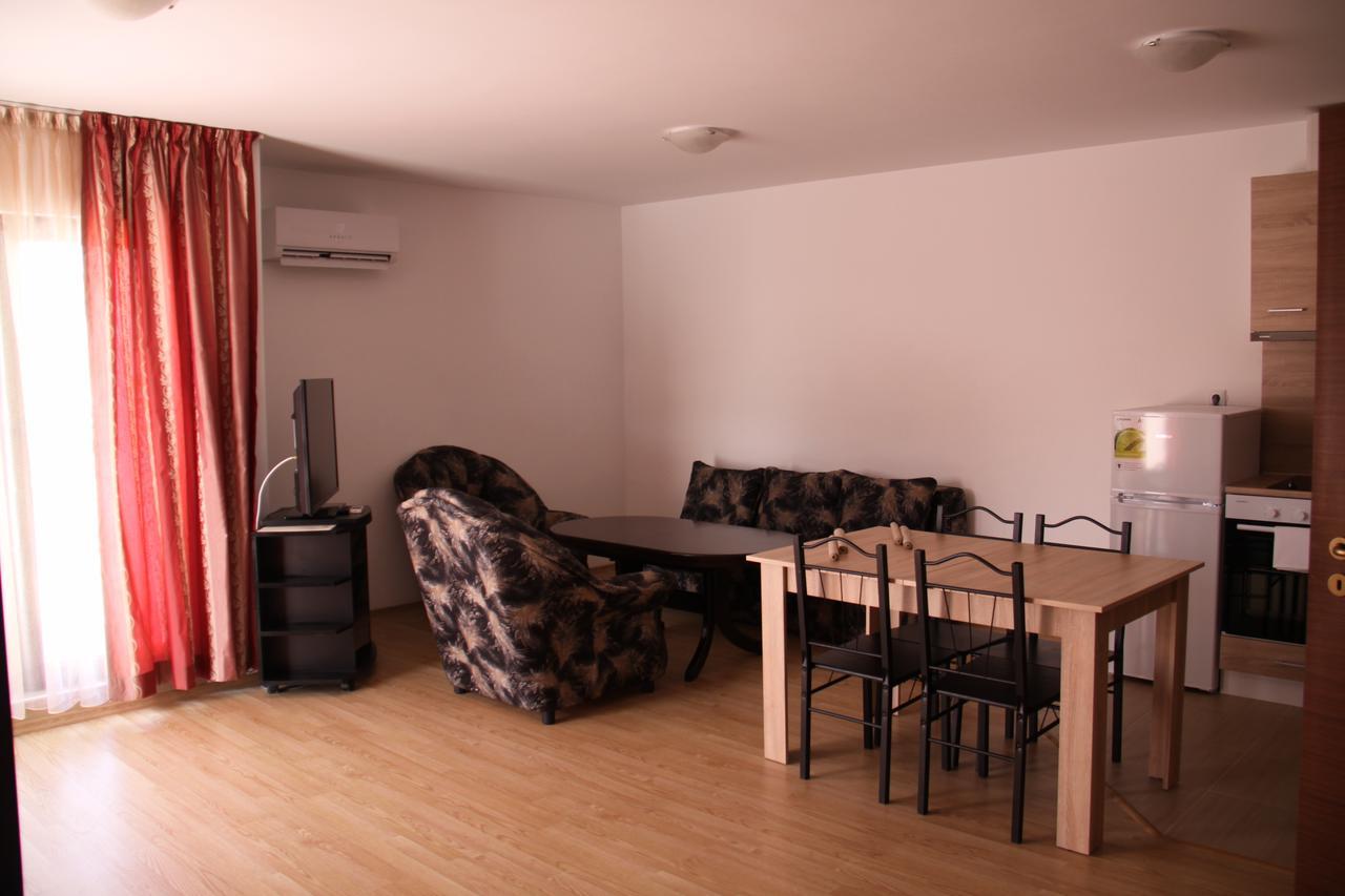 Golden Dunes Primorsko Apartments Extérieur photo