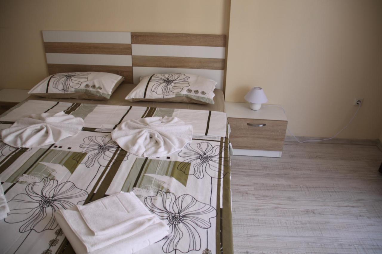 Golden Dunes Primorsko Apartments Chambre photo